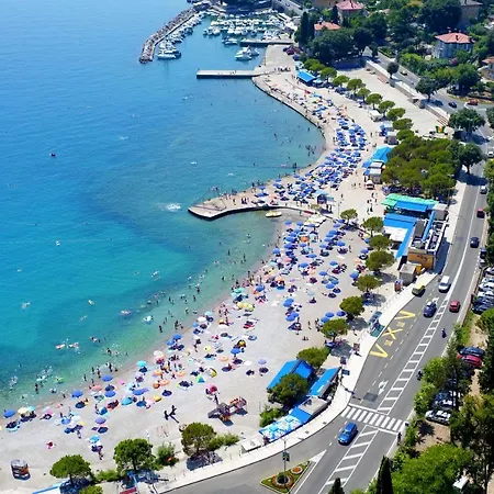 With A Parking Space Icici, Opatija - 7988 Appartement Ičići