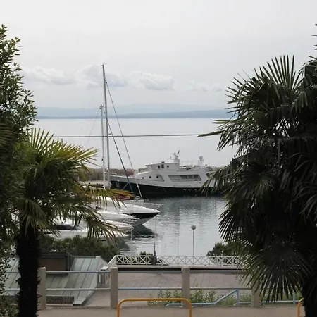 Appartement With A Parking Space Icici, Opatija - 7988 Ičići